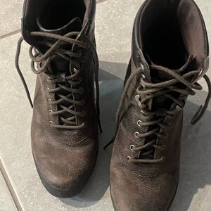 Timberland heeled lace up ankle boots